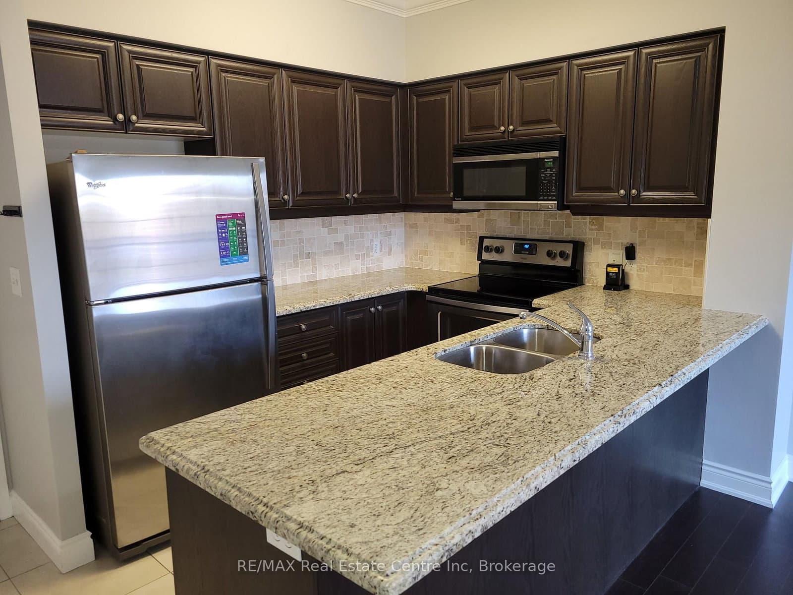 1440 GORDON Street, Unit 105 thumbnail 3