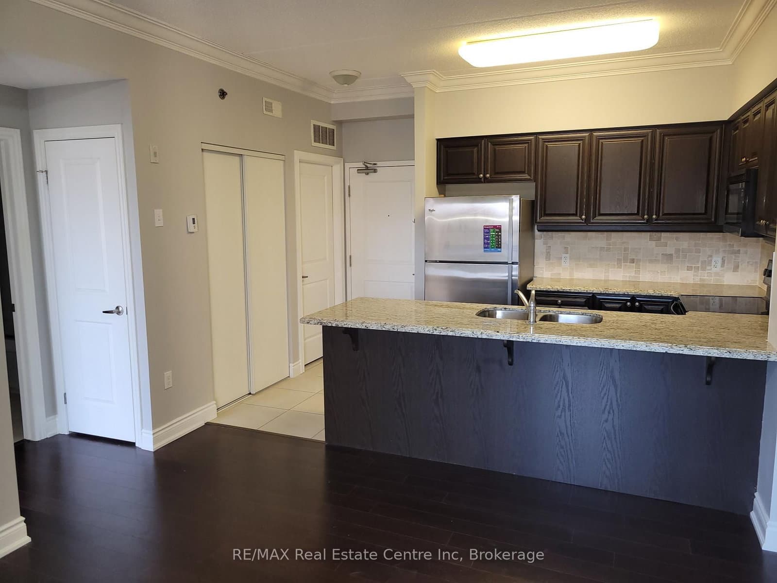 1440 GORDON Street, Unit 105 thumbnail 5