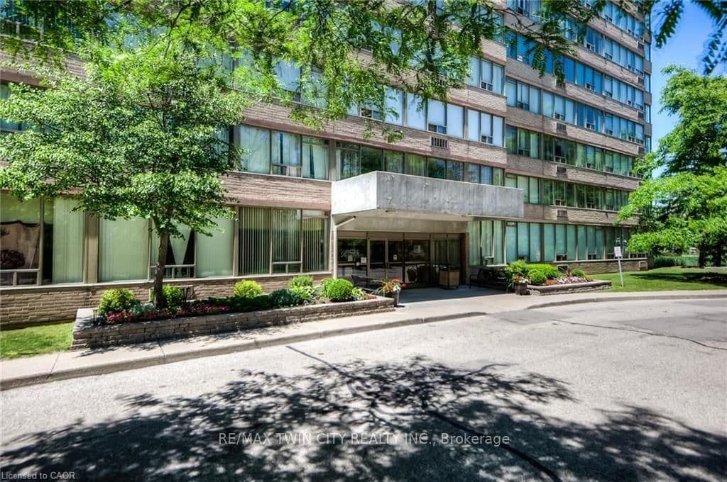 3227 KING Street E, Unit 409 thumbnail 31