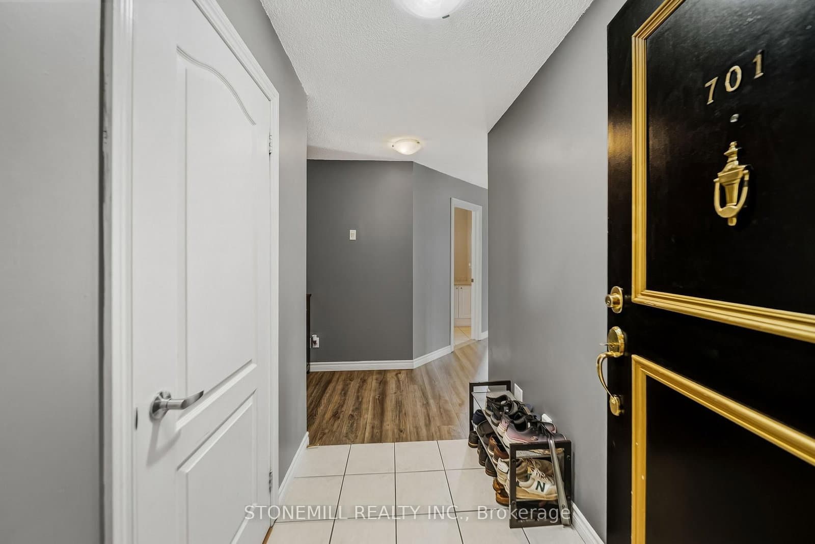 135 James Street S, Unit 701 thumbnail 13