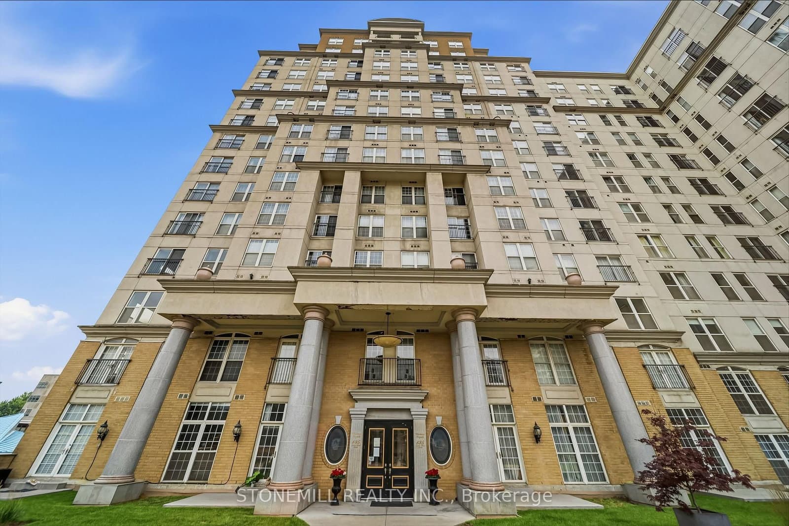 135 James Street S, Unit 701 thumbnail 23