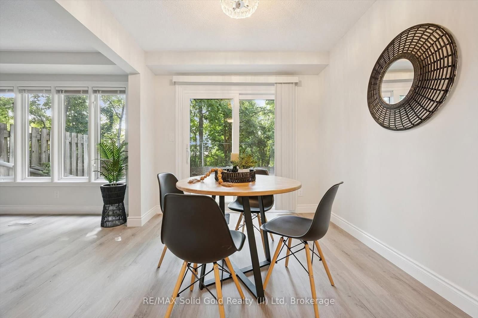 89 Woolwich Street, Unit 10 thumbnail 14