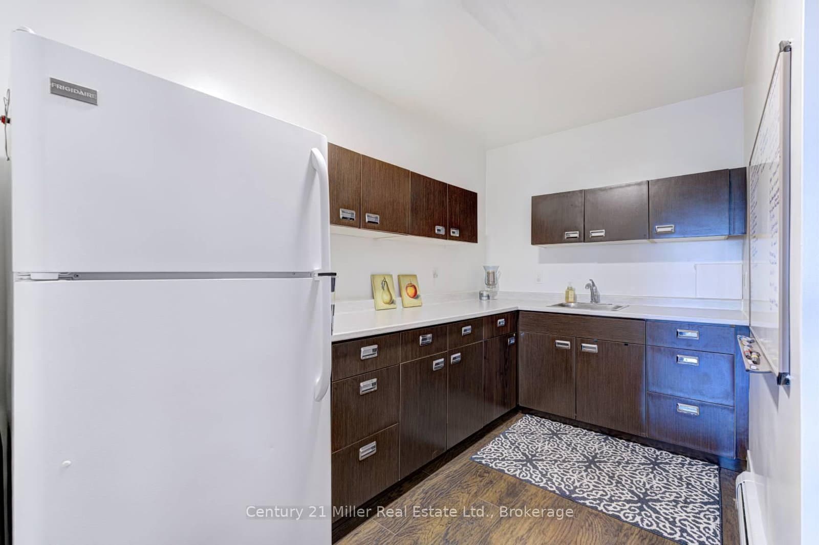 50 Greensview Drive thumbnail 19