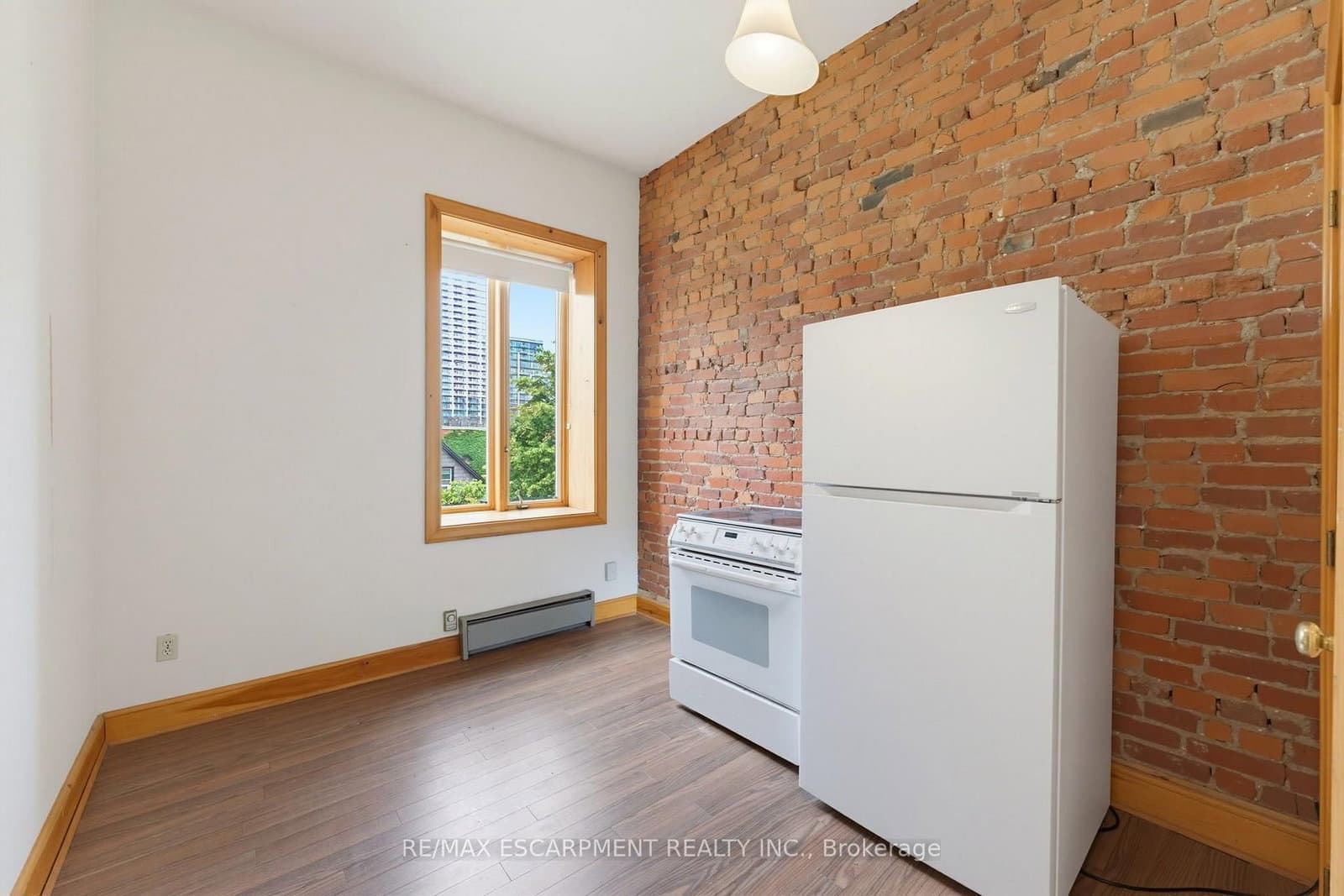 15 BOLD Street, Unit 13 thumbnail 32