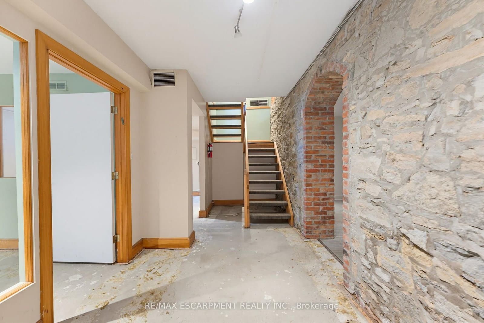 15 BOLD Street, Unit 13 thumbnail 41