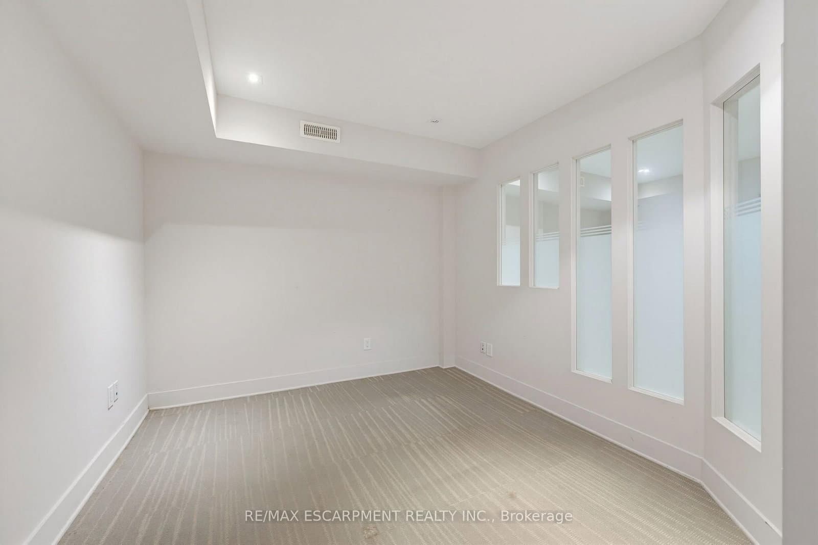15 BOLD Street, Unit 13 thumbnail 45