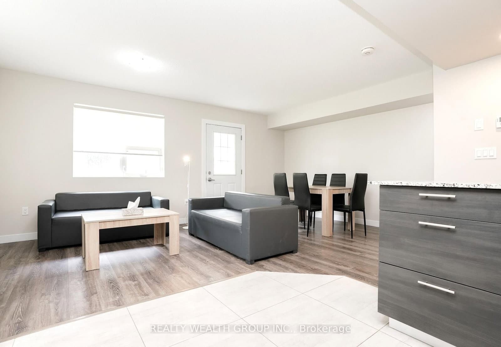 288 Albert Street, Unit 113 thumbnail 8