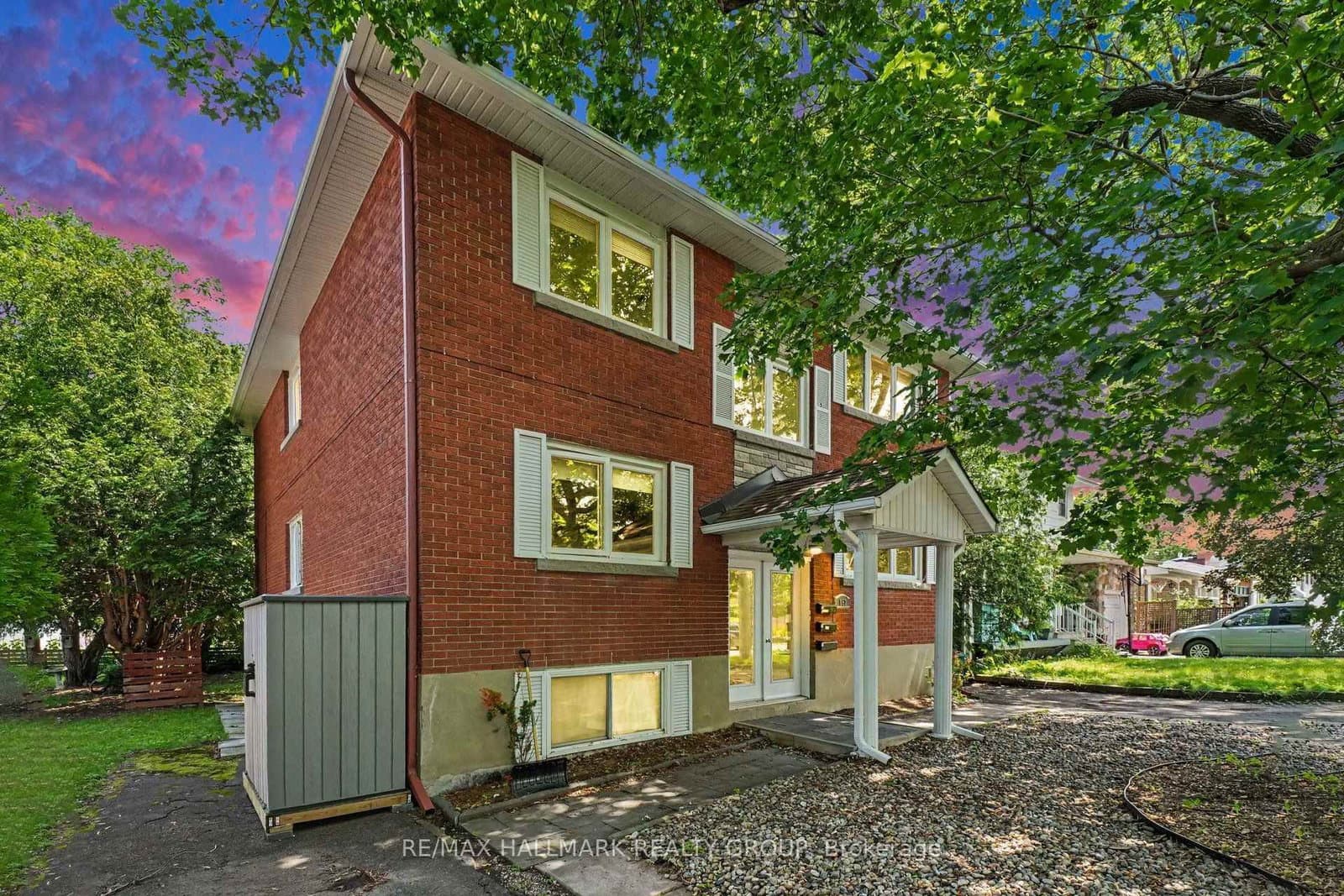 657 Golden Avenue thumbnail 2