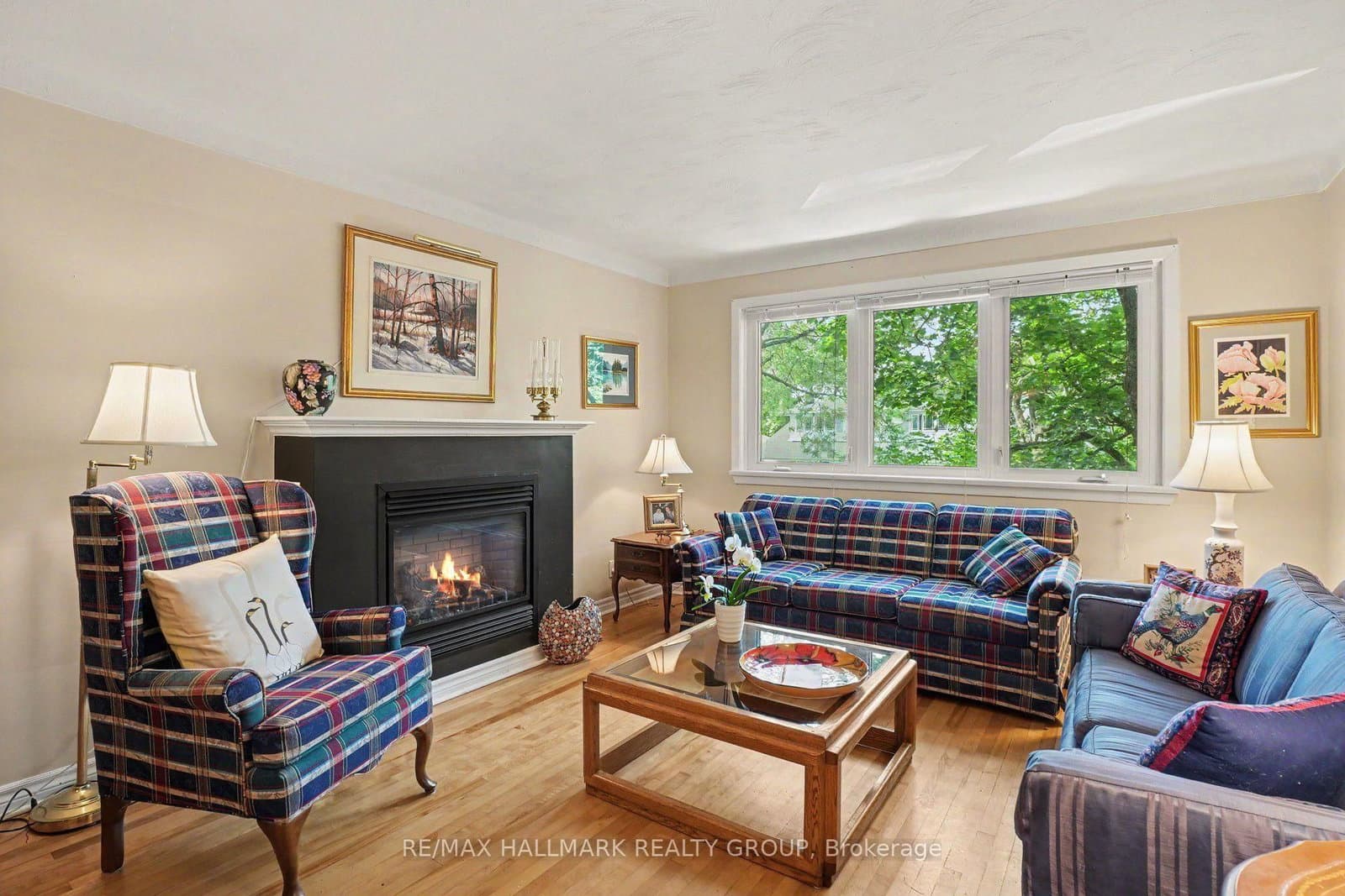 657 Golden Avenue thumbnail 20