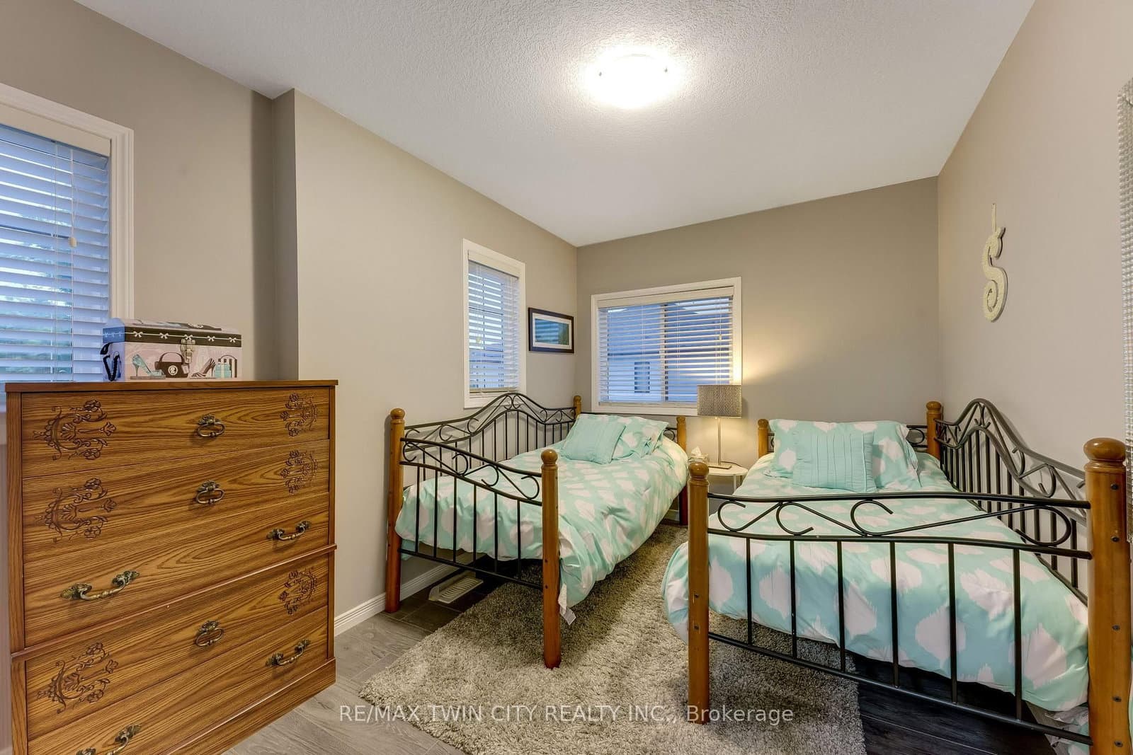 168 Maitland Street thumbnail 21