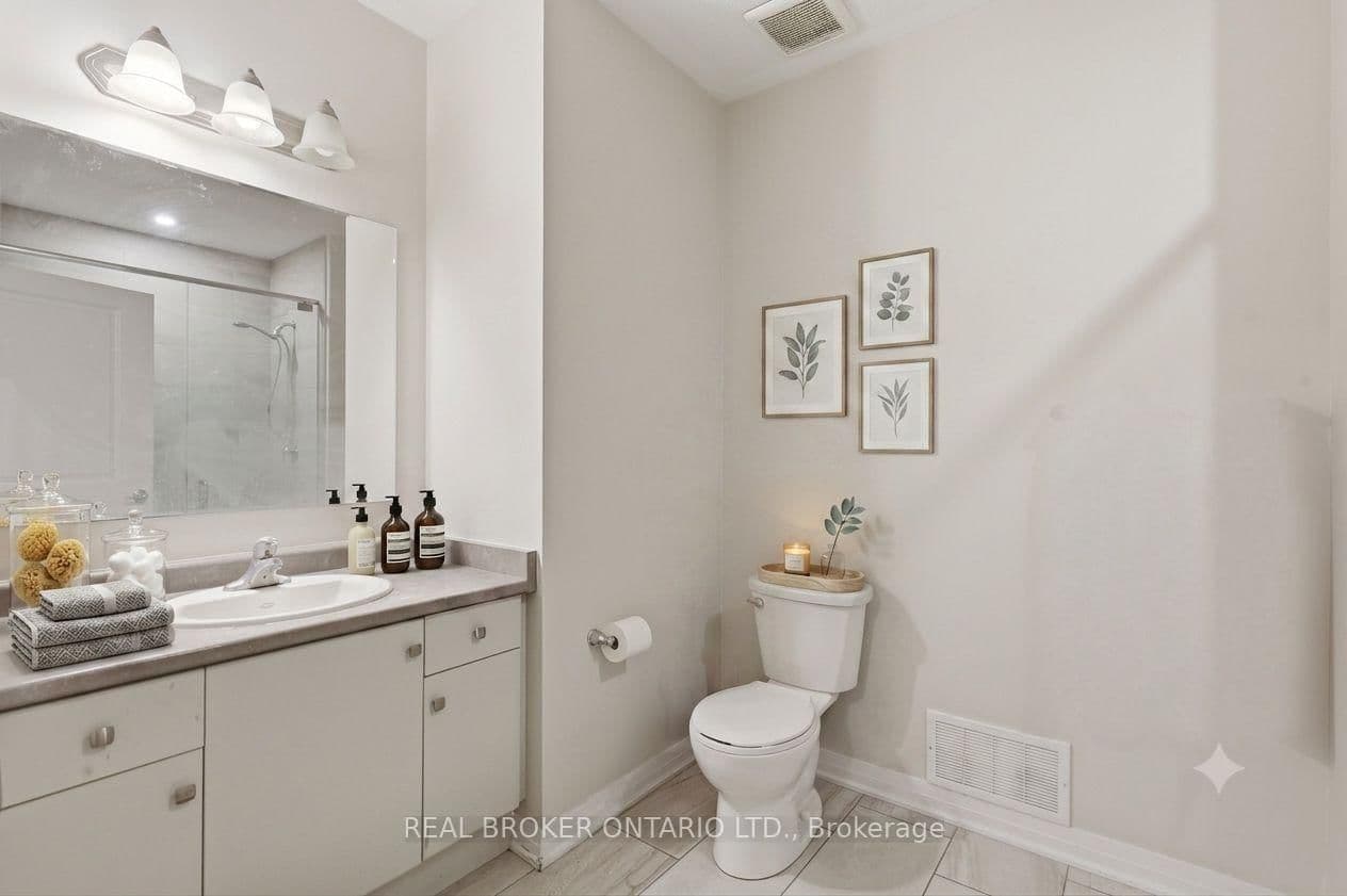 155 SE Thomas Slee Drive SE, Unit 1 G thumbnail 14
