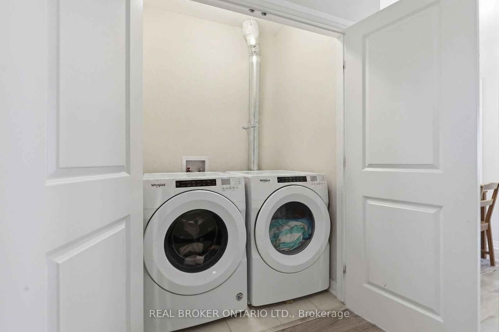 155 SE Thomas Slee Drive SE, Unit 1 G thumbnail 15