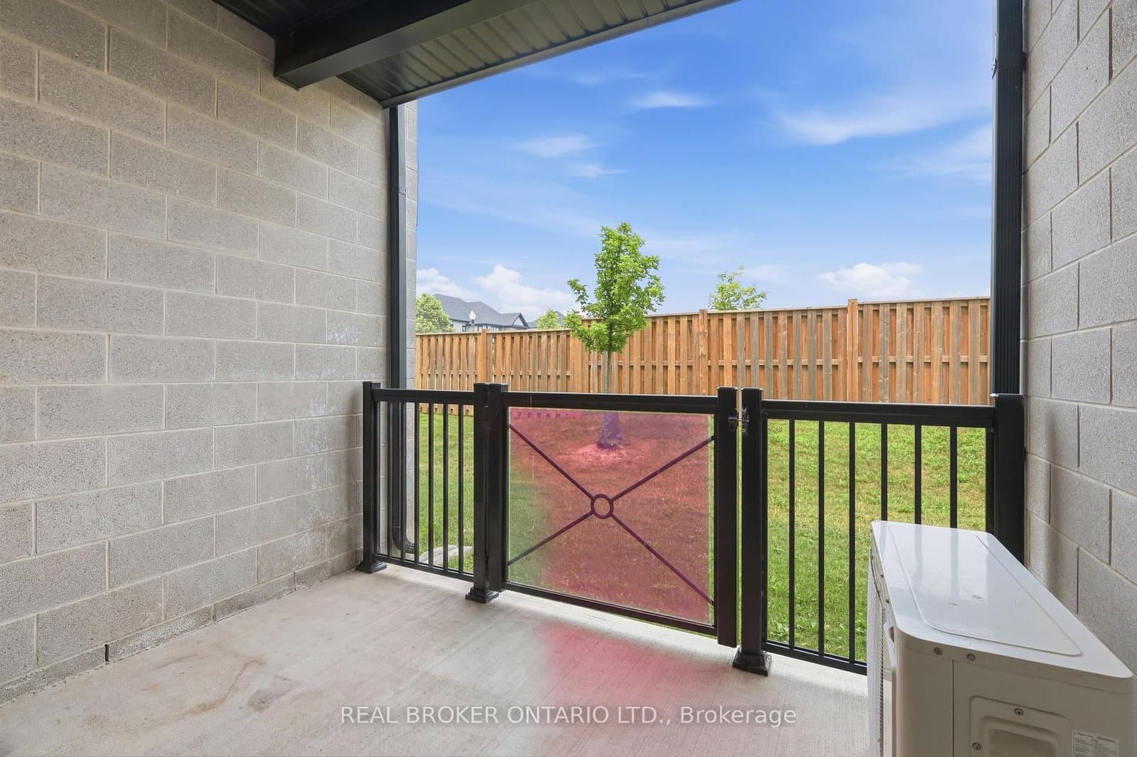 155 SE Thomas Slee Drive SE, Unit 1 G thumbnail 16