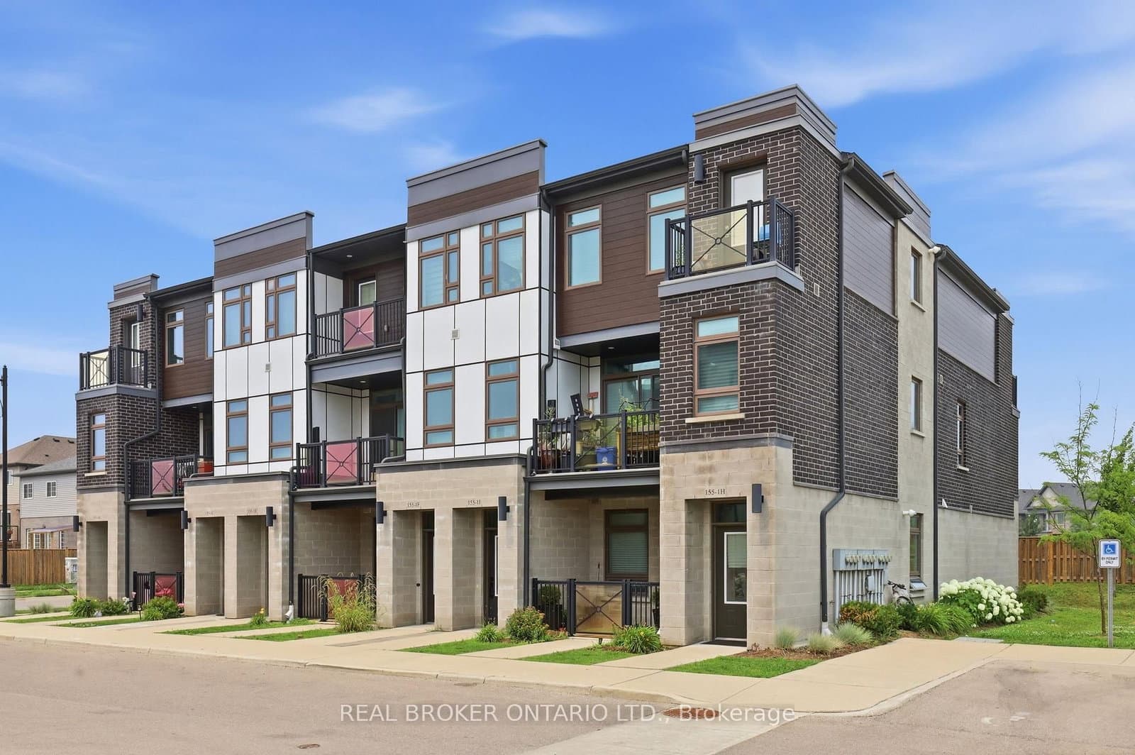 155 SE Thomas Slee Drive SE, Unit 1 G thumbnail 19