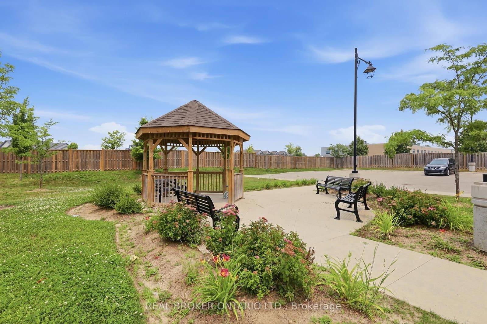 155 SE Thomas Slee Drive SE, Unit 1 G thumbnail 21