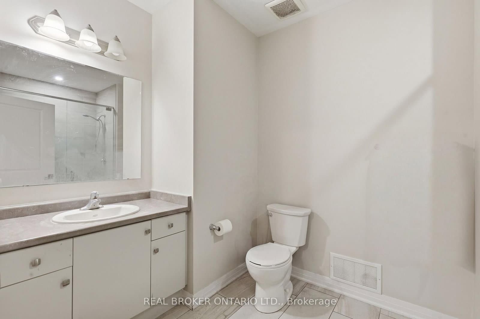 155 SE Thomas Slee Drive SE, Unit 1 G thumbnail 30