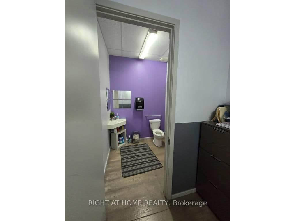 259 Queenston Road, Unit 6 thumbnail 9