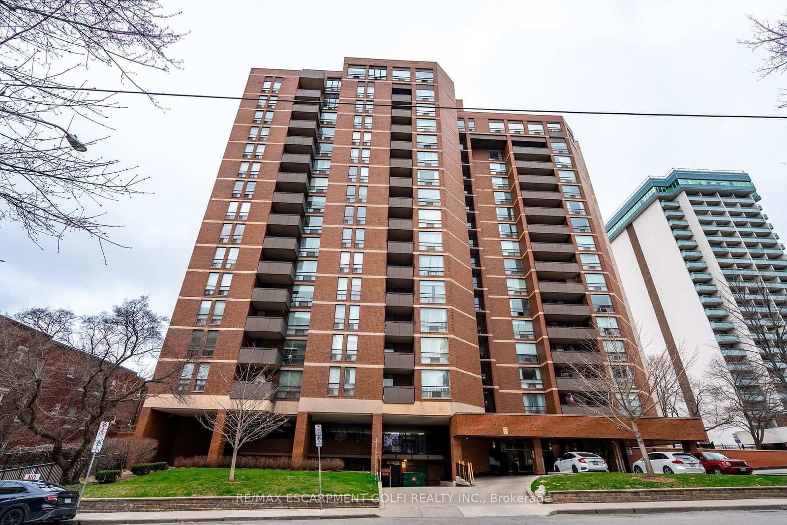 222 Jackson Street W, Unit 305 - Image 1