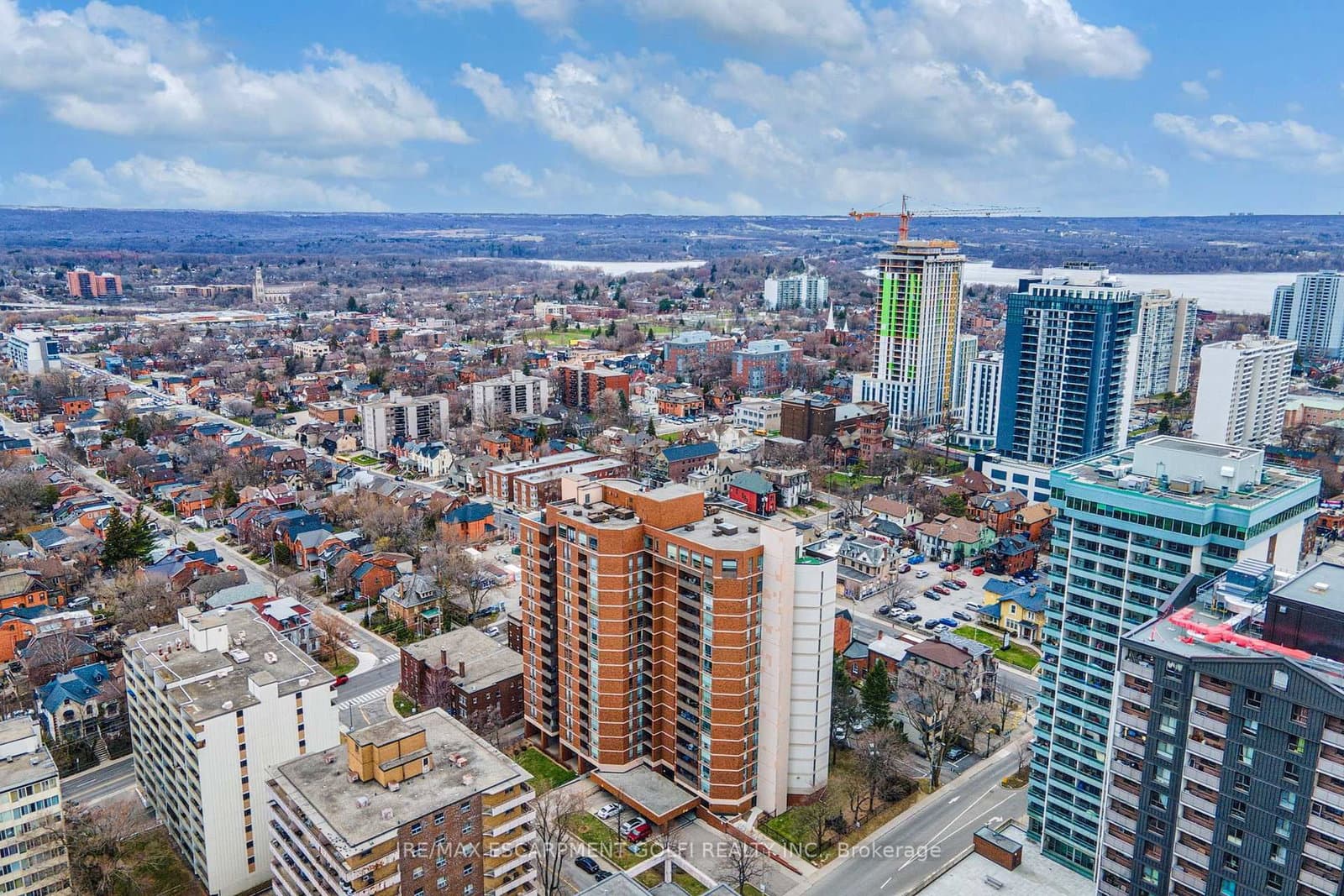222 Jackson Street W, Unit 305 thumbnail 31