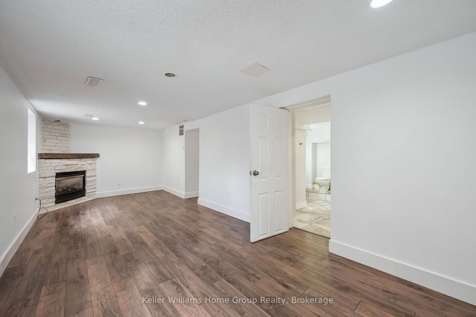 67 STEVENSON Street S thumbnail 21