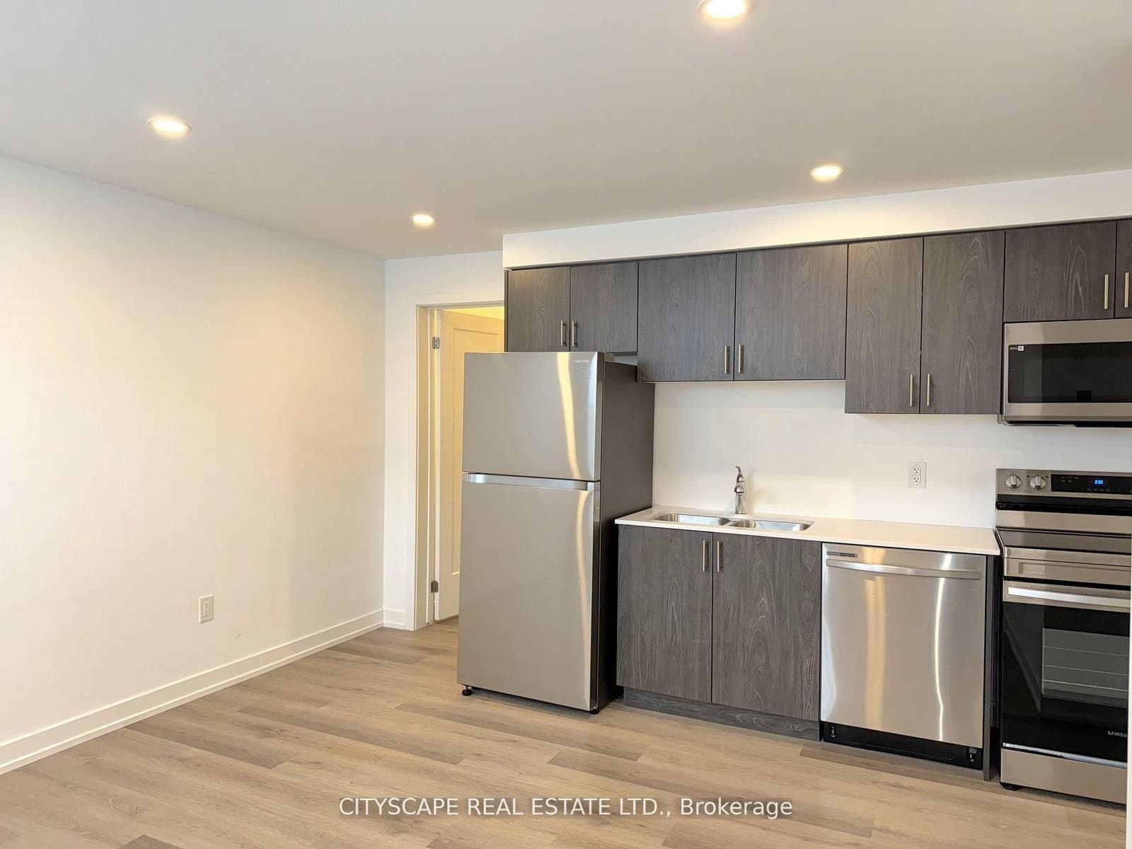4263 Fourth Avenue, Unit 612 thumbnail 15