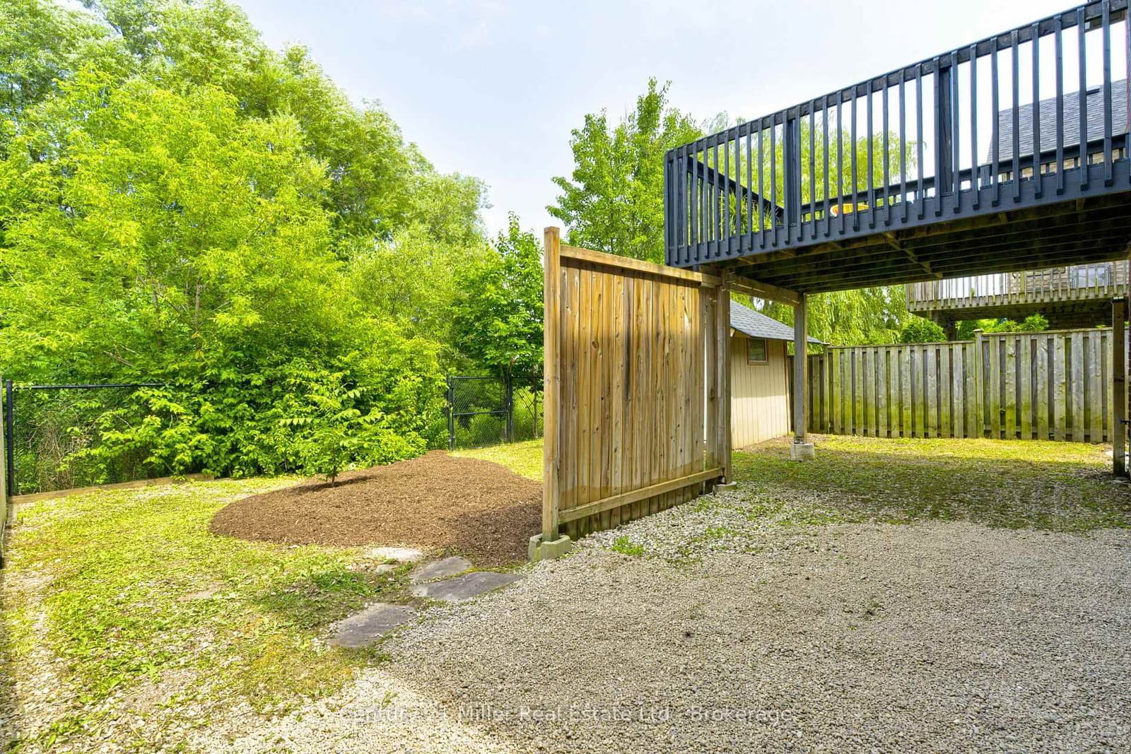 282 Carrington Drive thumbnail 39
