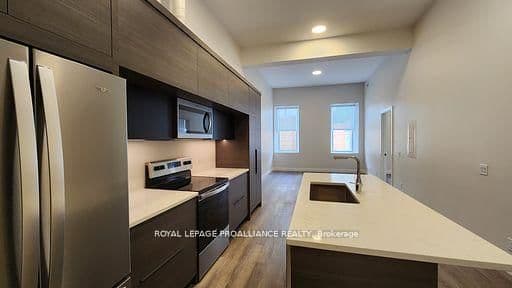 261 Front Street, Unit 4 thumbnail 7