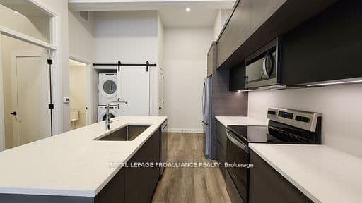 261 Front Street, Unit 4 thumbnail 8