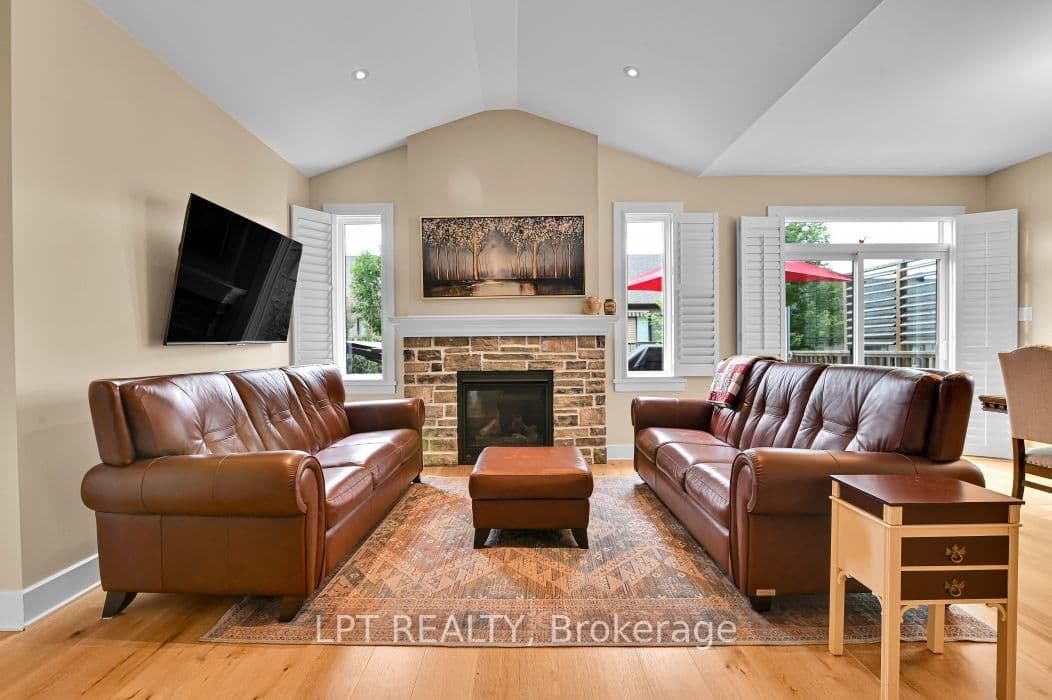 608 Robert Hill Street thumbnail 23