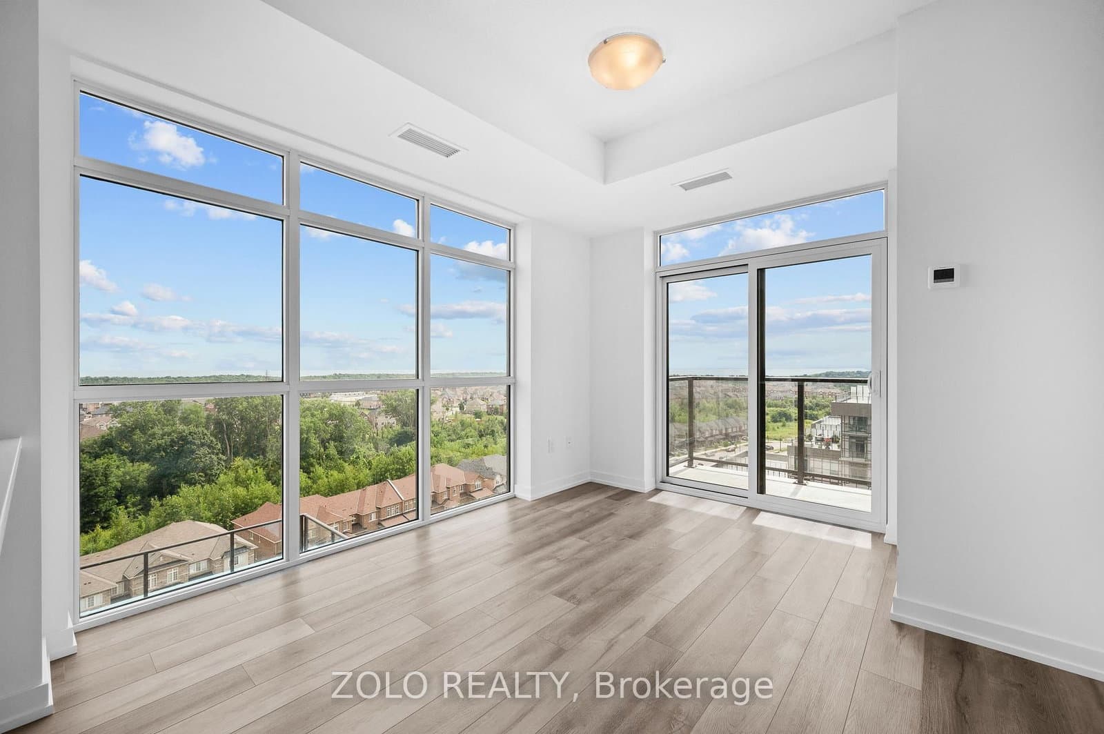 470 Dundas Street E, Unit 1011 thumbnail 7