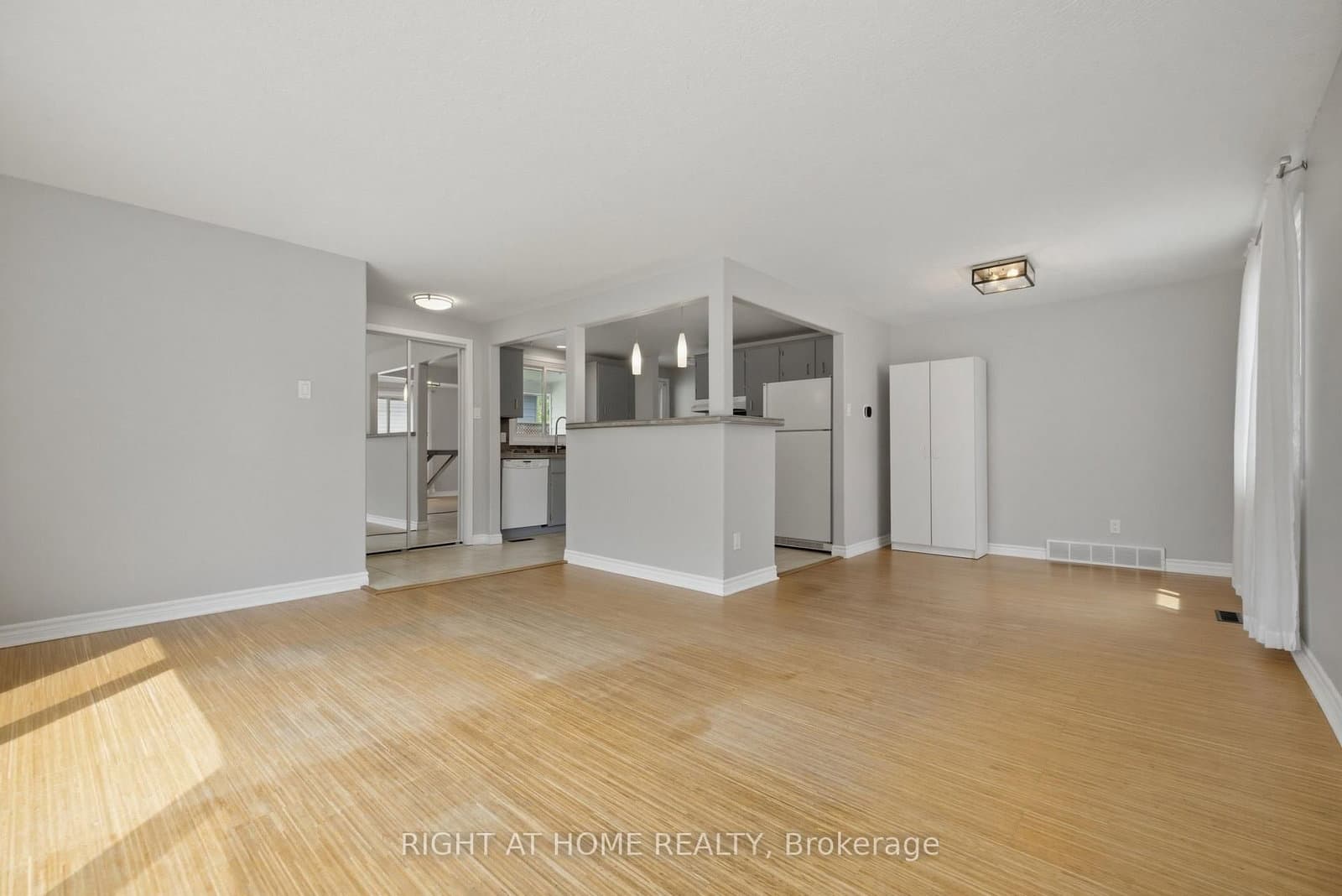 197 Pinedale Drive thumbnail 4