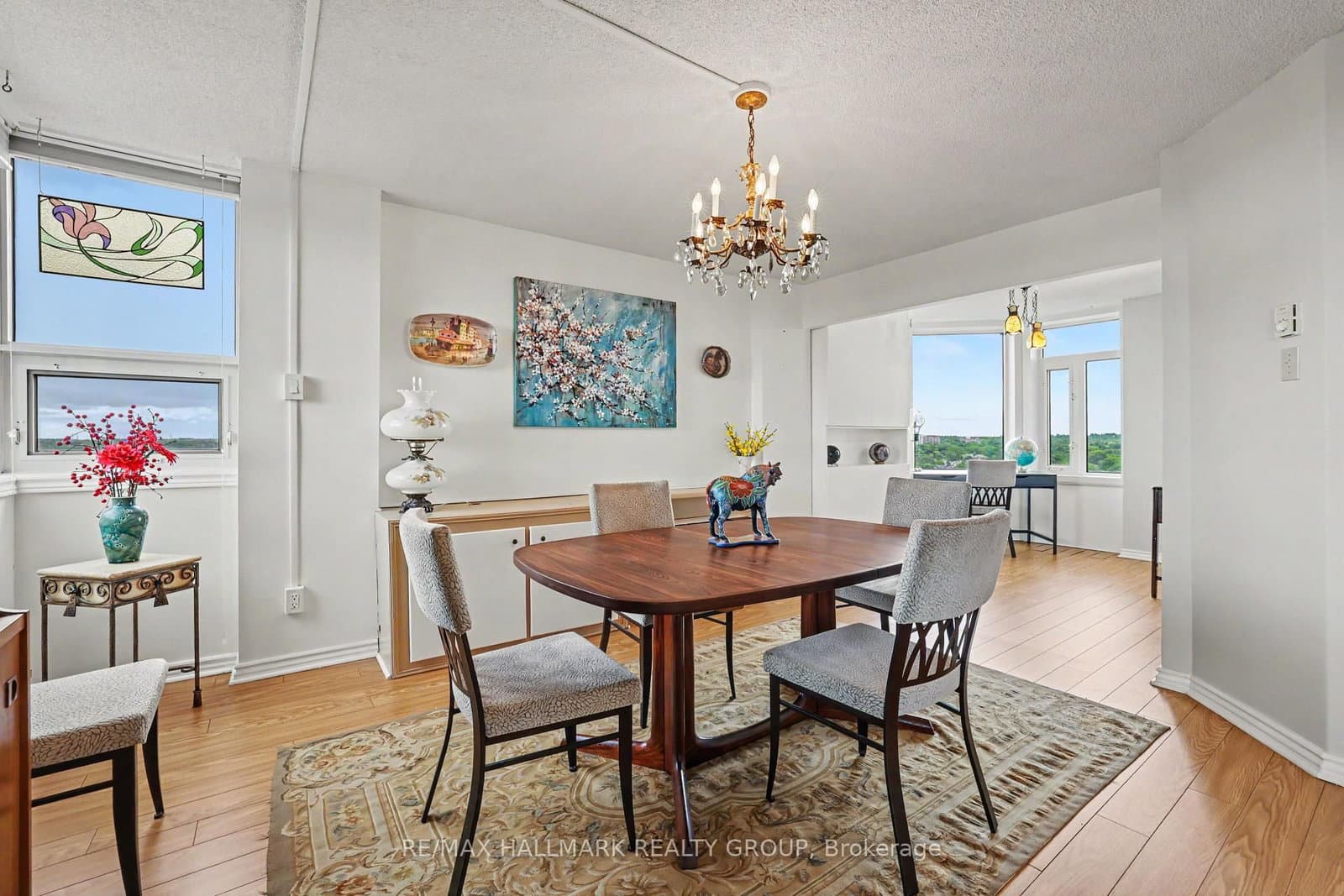 1025 Grenon Avenue, Unit 915 thumbnail 11