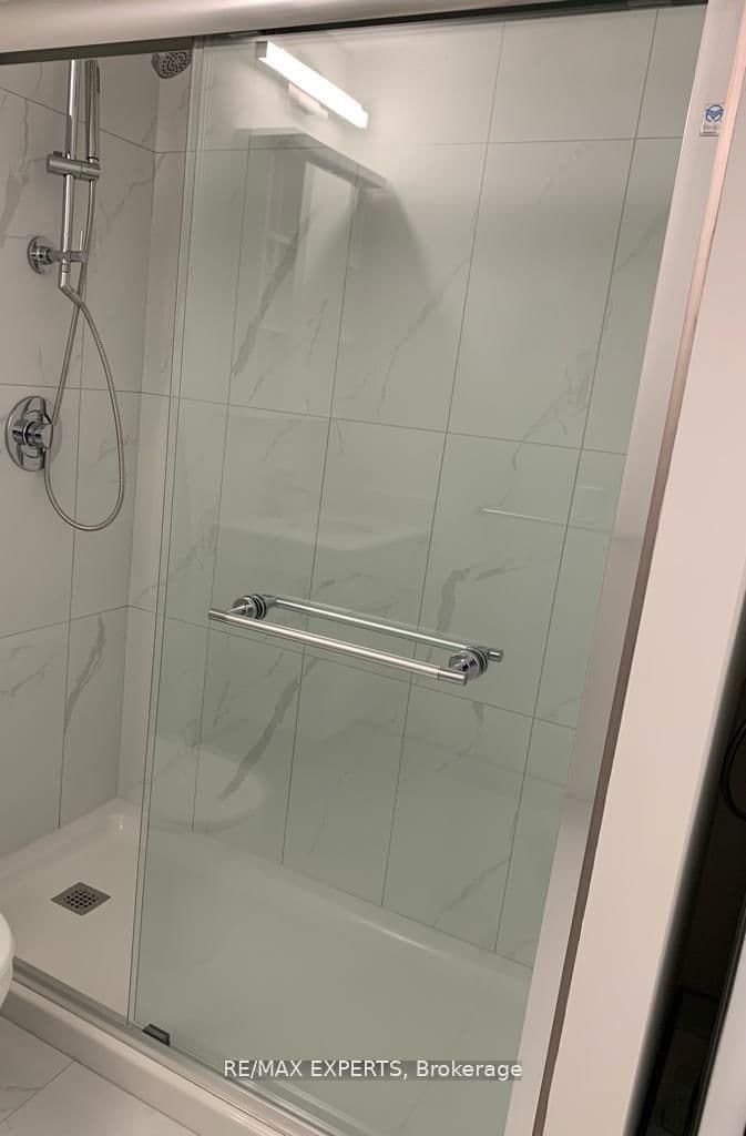 60 Frederick Street E, Unit 3403 thumbnail 16