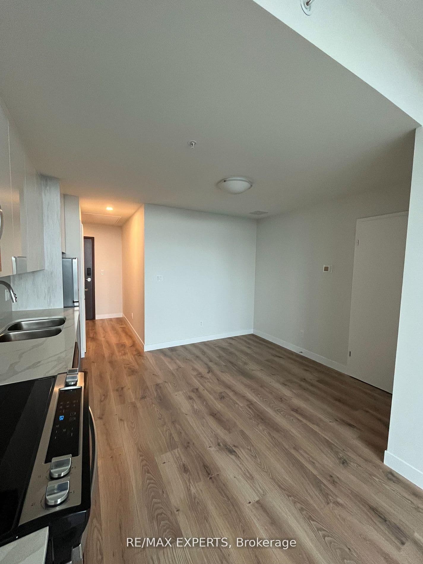 60 Frederick Street E, Unit 3403 thumbnail 9