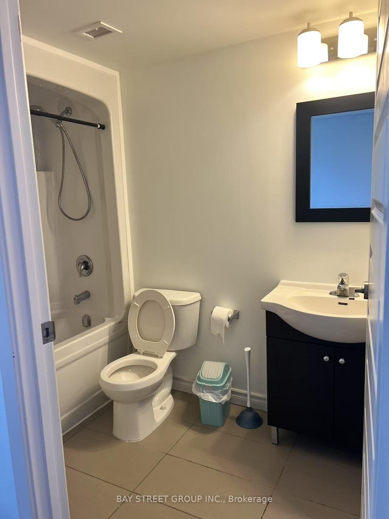 158 King Street N Street, Unit 1501 thumbnail 2