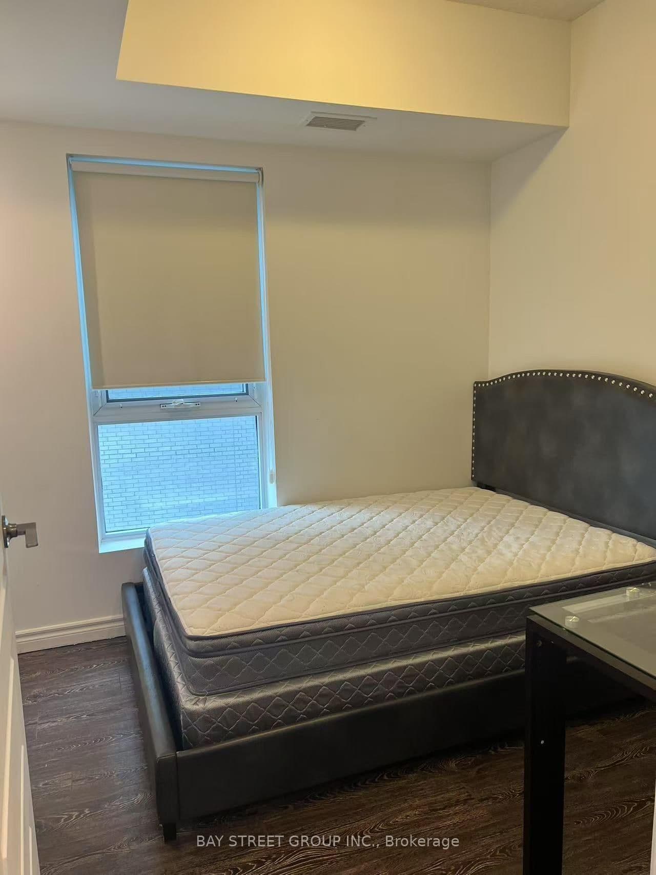 158 King Street N Street, Unit 1501 thumbnail 3