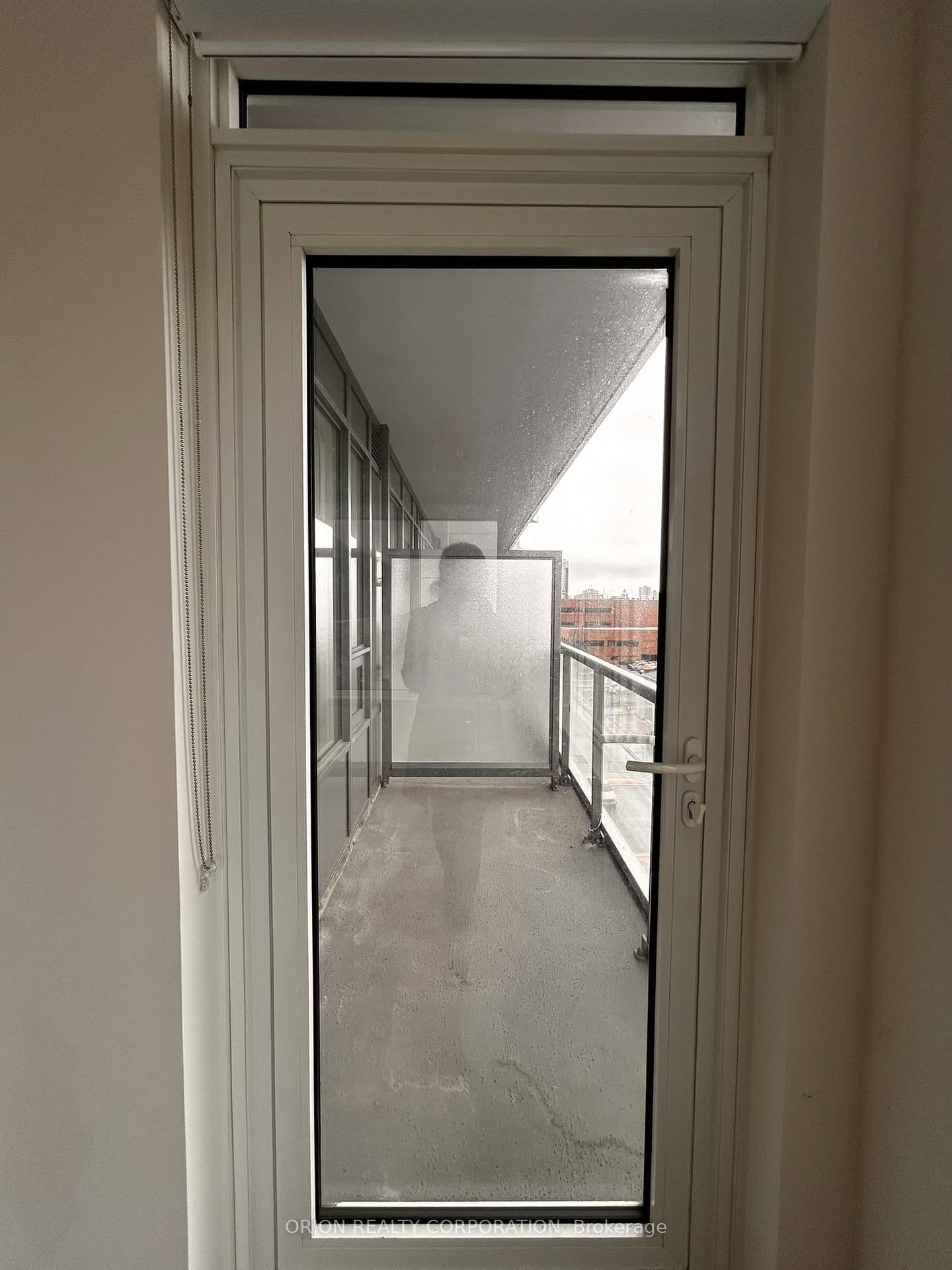 212 King William Street, Unit 620 thumbnail 31