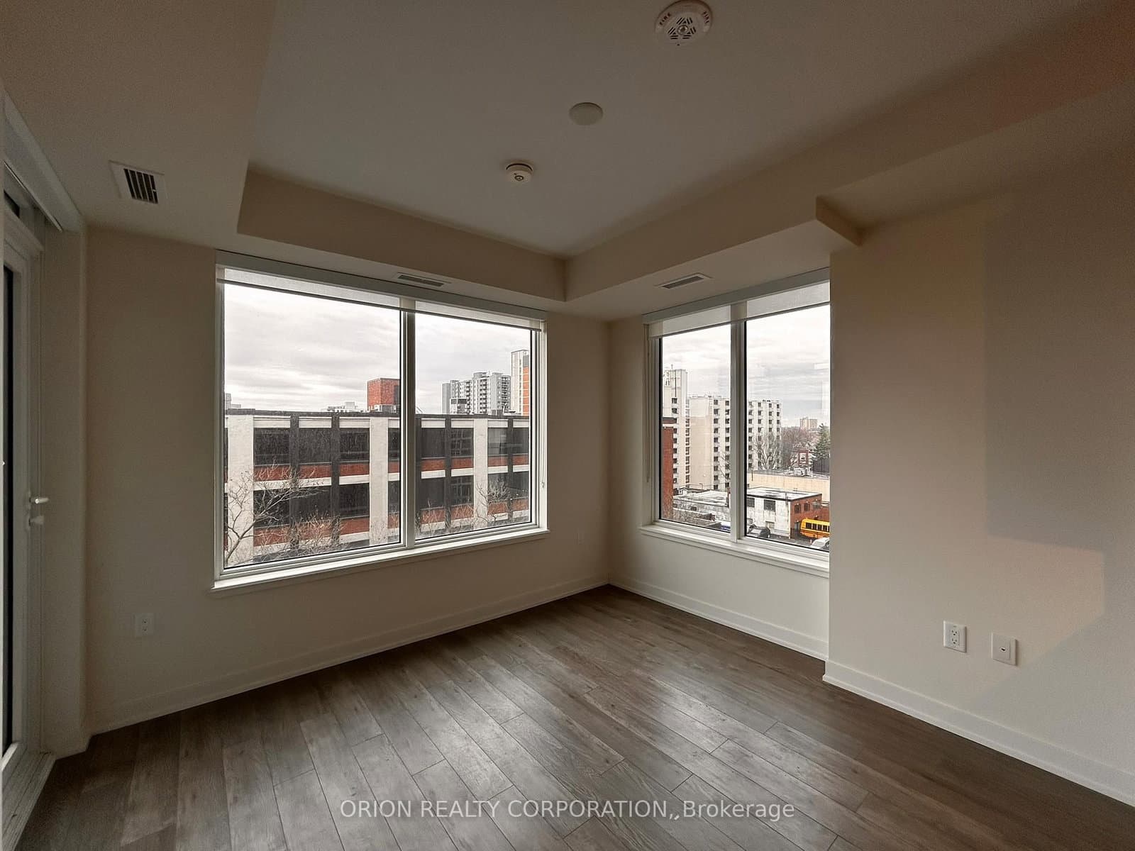 212 King William Street, Unit 620 thumbnail 7