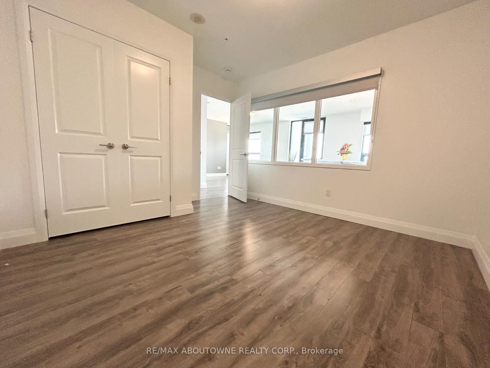 460A Belmont Avenue W, Unit 908 thumbnail 13