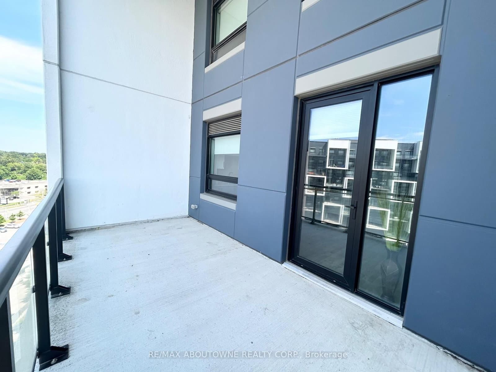460A Belmont Avenue W, Unit 908 thumbnail 16