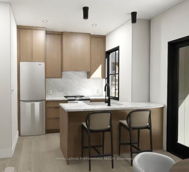 344 Tweedsmuir Avenue, Unit 2 thumbnail 4
