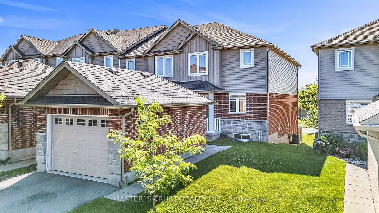 9 Amos Drive, Unit 5 - Image 1