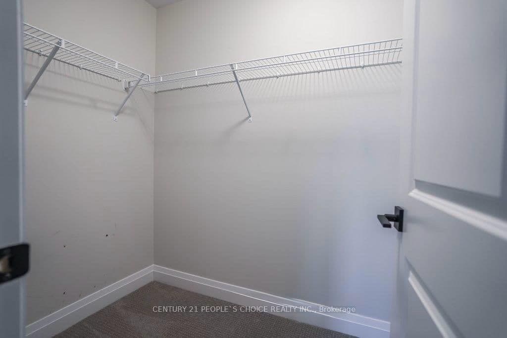 213 Sedgewood Street thumbnail 10