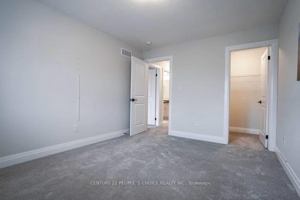 213 Sedgewood Street thumbnail 15