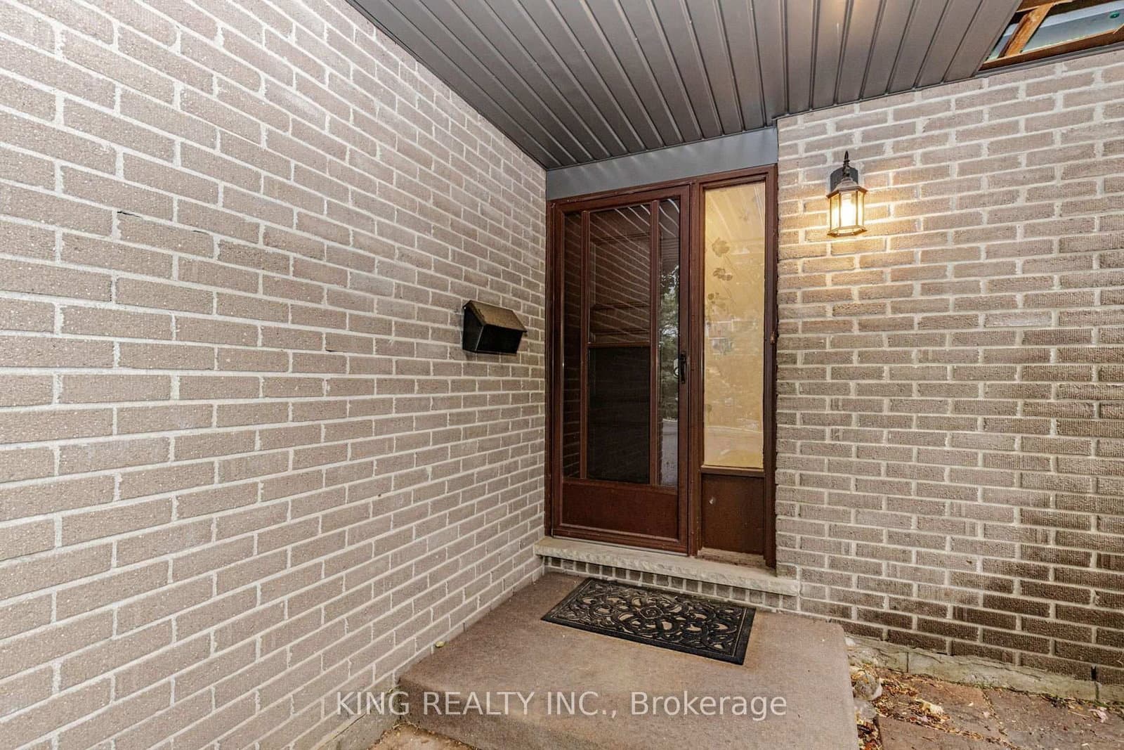 46 Cedarwoods Crescent, Unit 6 thumbnail 2