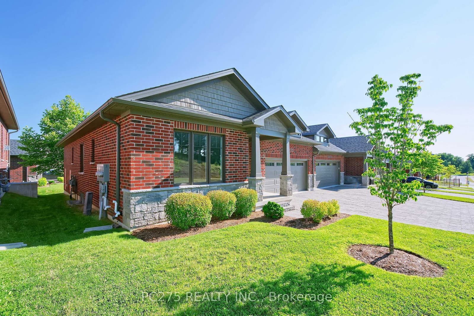 2022 UPPERPOINT Boulevard, Unit 10 thumbnail 2