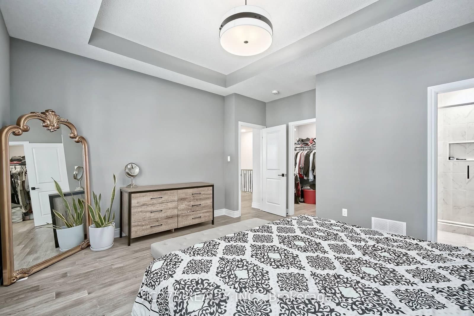 2022 UPPERPOINT Boulevard, Unit 10 thumbnail 23