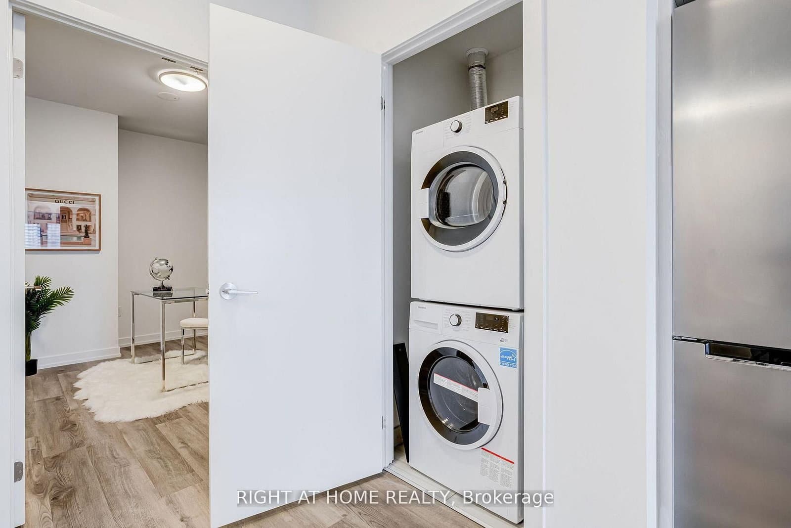 15 Wellington Street S, Unit 301 thumbnail 15