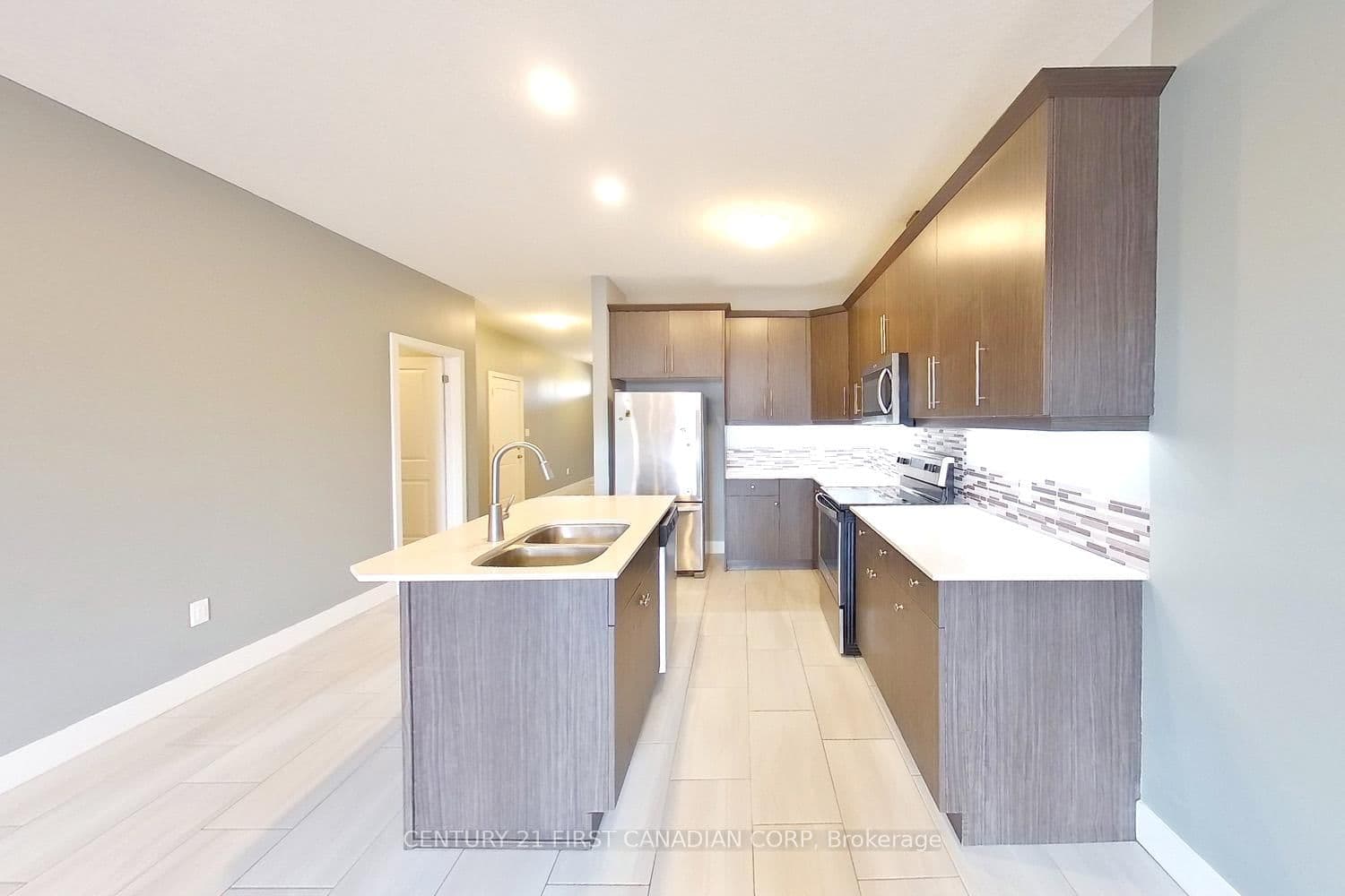 1375 Whetherfield Street, Unit 98 thumbnail 4