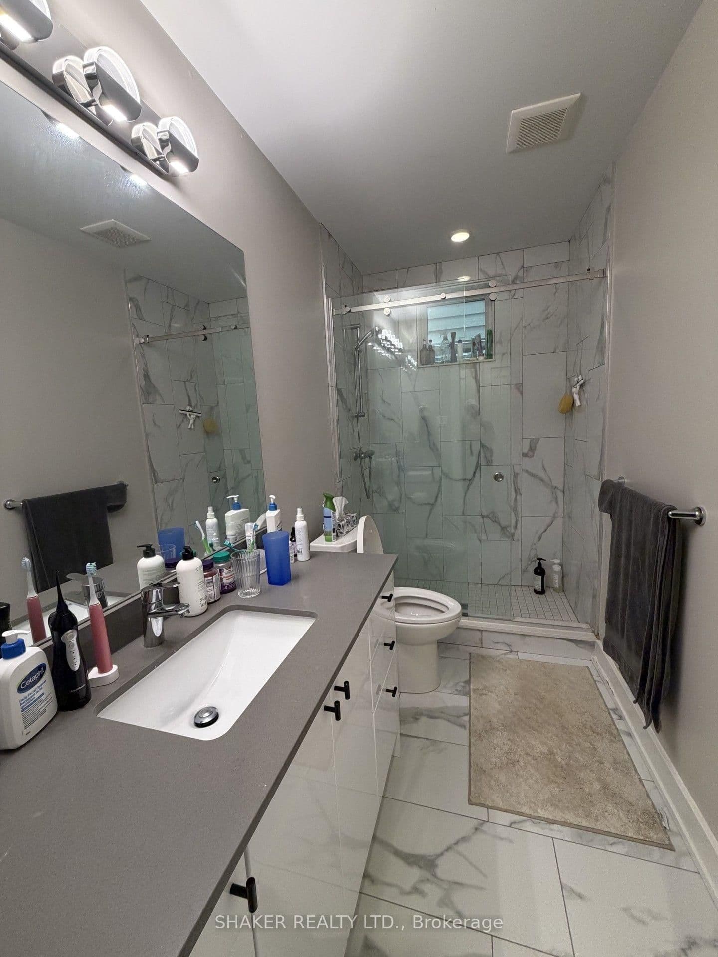 304 ELMGROVE Avenue, Unit B thumbnail 7